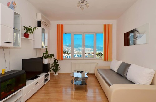 Mastrinka Apartment | RAINBOW 1, sea view apartment for 5 persons