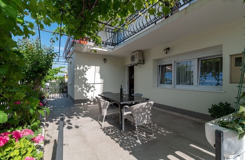 Mastrinka Apartment | GRIGIC 1 - 2 bedroom apartment for 4 persons, 170m from a beach