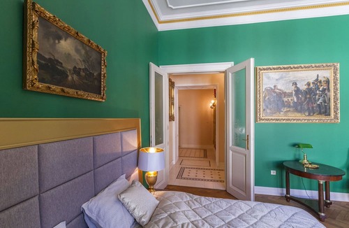 Ljubljana Old Town Apartment | Filips Palace Luxurious Apartment