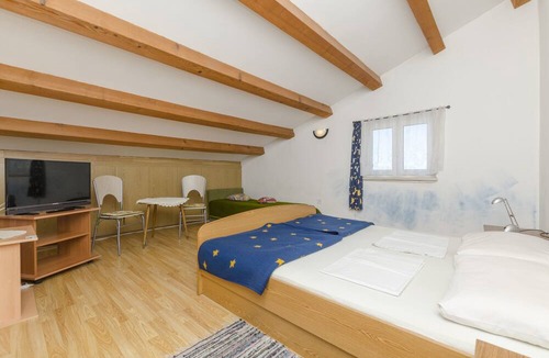 Brodarica Apartment | Apartments Franciska
