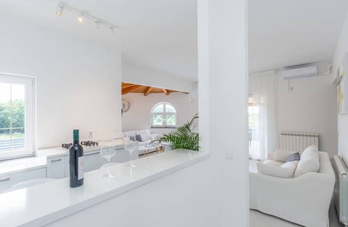 Vrsar Villa | Modern Villa Aria with beautiful garden and private Pool near Vrsar