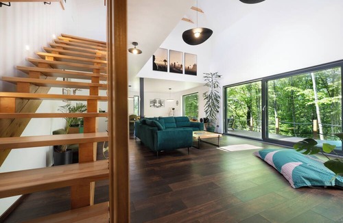 Slunj Apartment | Tree Elements