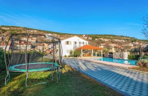 Donji Prolozac House | Wonderful private villa with A/C, WIFI, private pool, TV, terrace, pets allowed and panoramic view