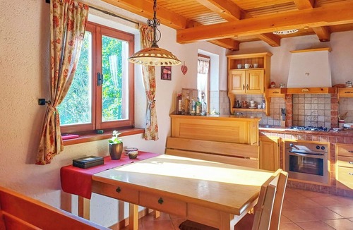 Benkovac Fuzinski House | Beautiful private villa for 5 people with WIFI, hot tub, A/C, TV, terrace and pets allowed