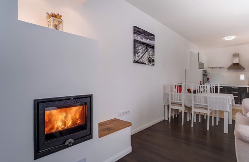 Nerezine Apartment | Apartment Mirna (64427-A1) - Nerezine - island Losinj