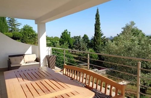 Njivice Apartment | Apartments Vlado
