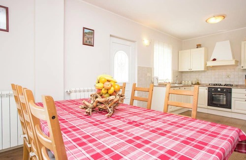 Lovran House | Wonderful private villa with A/C, WIFI, private pool, TV, terrace, pets allowed and panoramic view