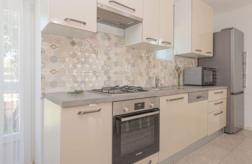 Oklaj House | Stunning villa for 8 guests with A/C, WIFI, private pool, TV and patio