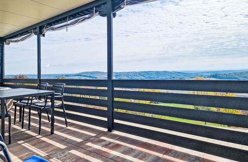 Kalnik House | Stunning private villa with hot tub, A/C, WIFI, TV, terrace, pets allowed and panoramic view