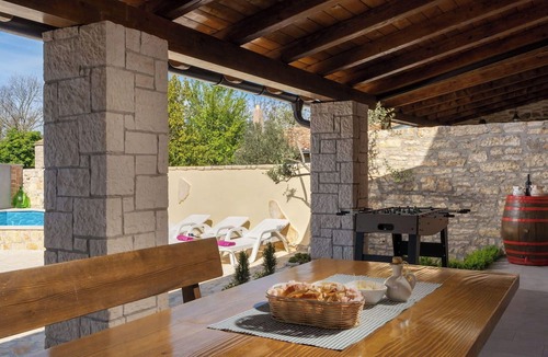 Butkovici House | Beautiful villa for 5 guests with private pool, WIFI, A/C, TV, terrace and pets allowed