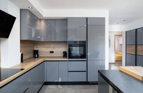 Sajini Apartment | 3-Schlafzimmer-Wohnung mit Gemeinschaftspool by Interhome