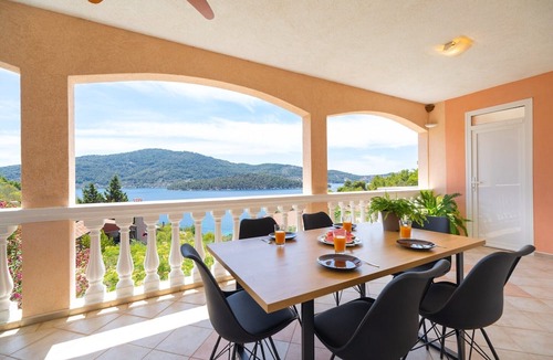 Vela Luka House | Holiday Home Diana - Two Bedroom Apartment with Terrace and Sea View