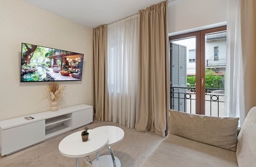 Kosancicev Venac Apartment | Carice Milice Old Town Residence