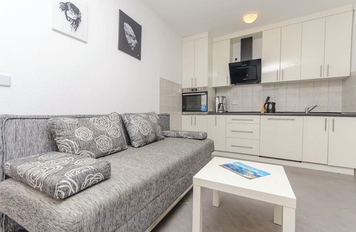 Podglavica Apartment | Apartments Nedi (121591-A2) - Stupin Celine