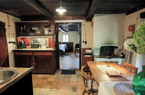 Cerklje ob Krki Cottage | Hiša 1875 Heritage Stay: Vintage Charm & Modern Comfort
