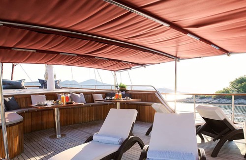 Jesenice Boat Rental | Sun-Kissed Sailing Adventure in Split-Dalmacia, Croatia