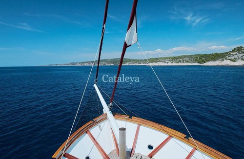 Jesenice Boat Rental | Sun-Kissed Sailing Adventure in Split-Dalmacia, Croatia