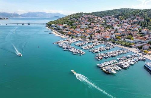 Businci Boat Rental | Sun-kissed Sailing Adventure in Split-Dalmatia, Croatia
