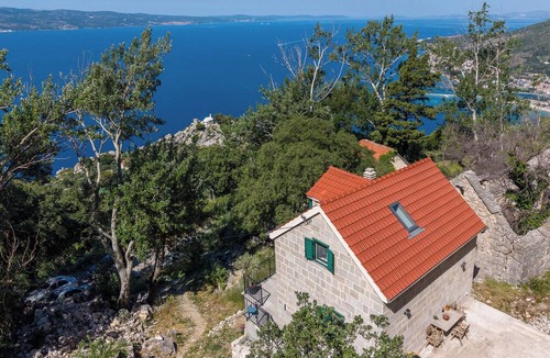 Borak House | Holiday Home First Of Jne - fully privacy - jacuzzi -No neighbors