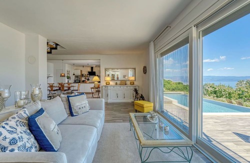 Zagorje House | Stunning private villa for 6 guests with A/C, WIFI, private pool, TV and terrace