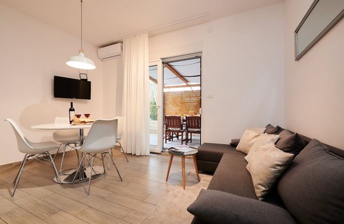 Seget Donji Apartment | Apartment Boris (ST) - Two Bedroom Apartment with Terrace and Jacuzzi