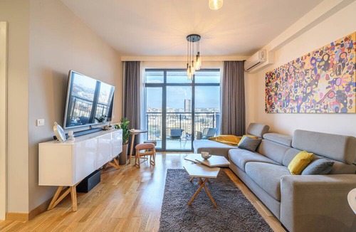 Sarajevska Apartment | Waterfront Residences