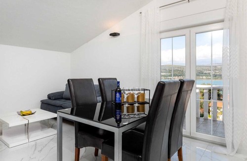 Mastrinka Apartment | Sea view apartment Zen 2 near beach - EOS Croatia