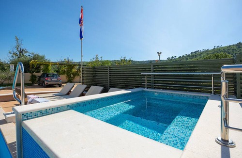 Srinjine Villa | VILLA MILLA with private pool, jacuzzi, sauna, gym, max. 8 person