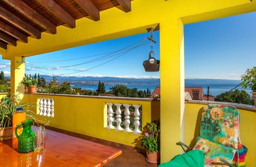Ika Apartment | Apartman Mariana by Villas Guide