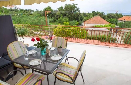 Pakostane Apartment | One bedroom apartment with terrace and sea view Pakoštane, Biograd (A-24315-a)