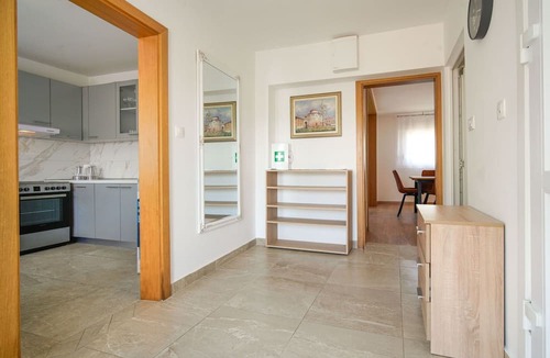 Duga Resa House | Stunning private villa for 7 people with hot tub, WIFI, TV, patio, pets allowed and panoramic view