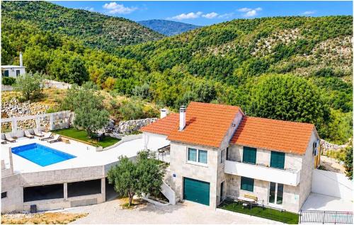 Lokvicici House | Beautiful Home In Lokvicici