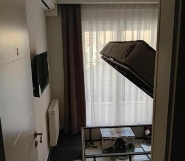 Kolovicë Apartment | Skyline Apartment in City Center - 3BedR, 3BathR - Free Private Parking
