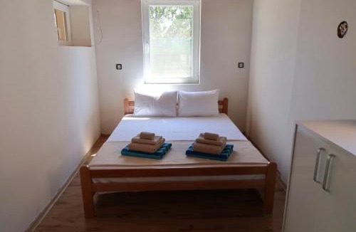 Becej House | Tisa Pearl Getaway