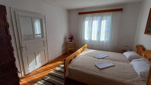 Pojorita House | Casa De Langa Rau Pojorâta
