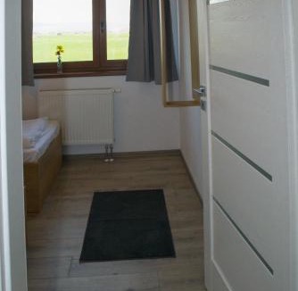 Miercurea-Ciuc Apartment | 4 Fa Apartmanok
