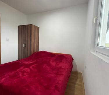 Tjentiste House | Vrba