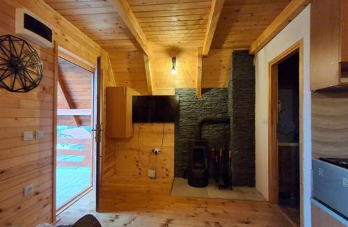 Tjentiste House | Domaćinstvo braća Rebić