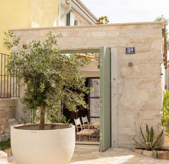 Vrsar House | Stone House Orsera II