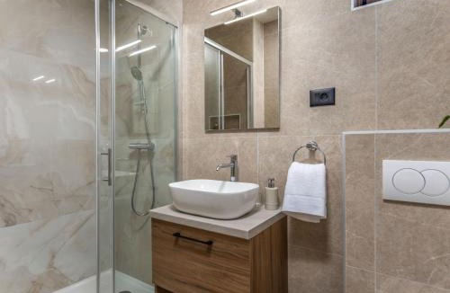 Fuzine Villa | Villa Holiday Home Orso House by Interhome