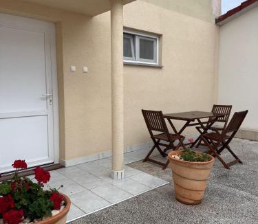 Gajac Apartment | Apartman Mig