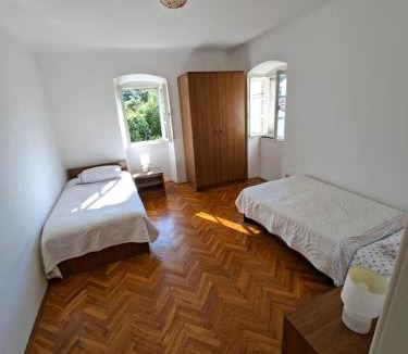 Zbicina Apartment | Macmalić