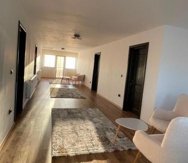 Novaci House | Alpine Grace Retreat