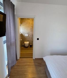 Ravna Gora House | Gorska Idila "Smreka" - a Modern House in Quiet Area with Wellness
