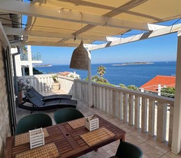 Milna Apartment | Apartment MORE Island Vis