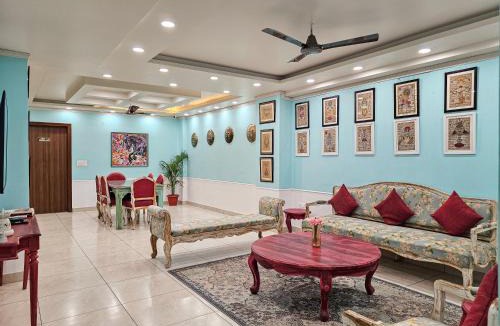 Gopalbari House | Rivelle Boutique Stays 10 mins From Jaipur Railway Station