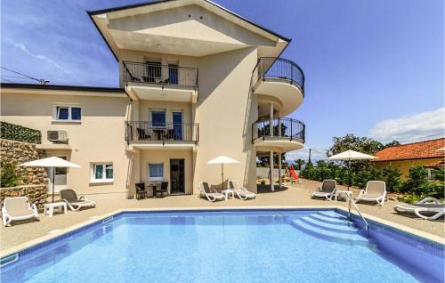 Ika Apartment | 3 Bedroom Awesome Apartment In Ika
