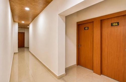 Kamla Nagar Hotel | Hotel O The Signature Stay Guest House