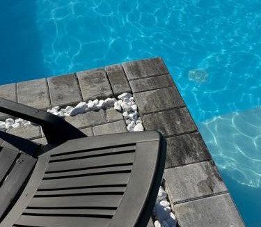 Lohovo House | Holiday home Adna