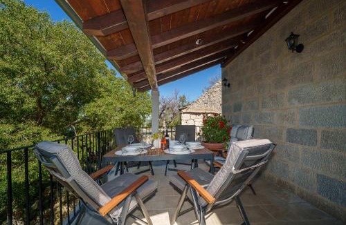 Borak House | NEW! Authentic Stone Hideaway with Private Jacuzzi and Panoramic Sea View